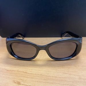 Women’s Gucci sunglasses